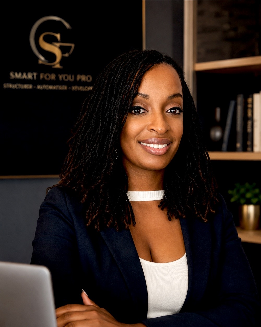 Portrait de Léa, fondatrice de Smart For You et créatrice de Smart Event